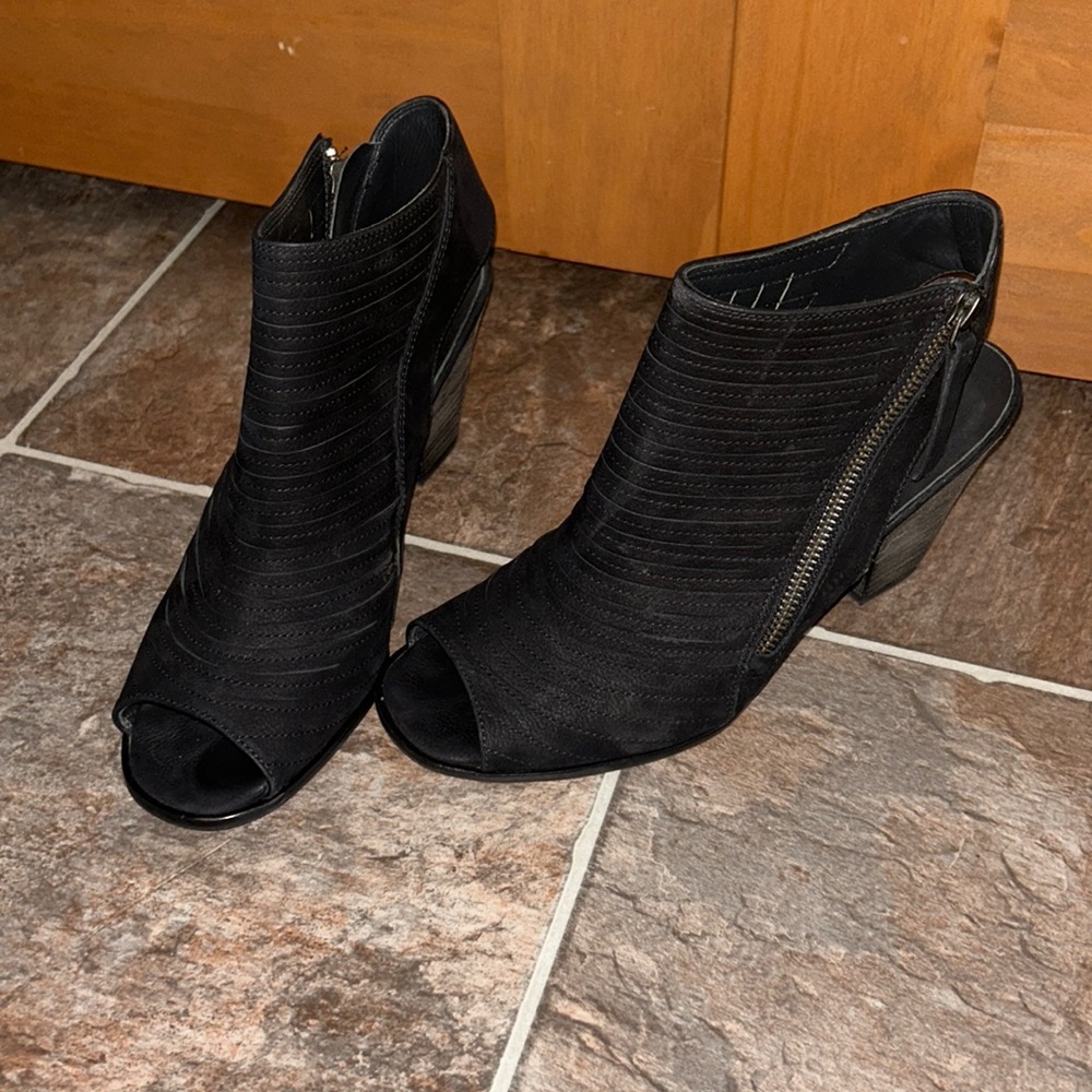 Size 7 heels